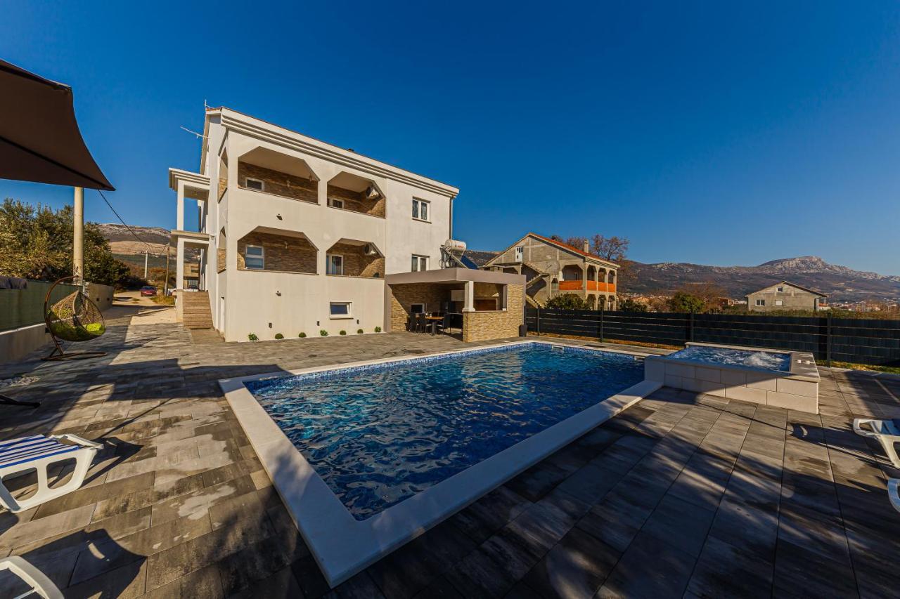 Villa Lamarin Kaštela 外观 照片