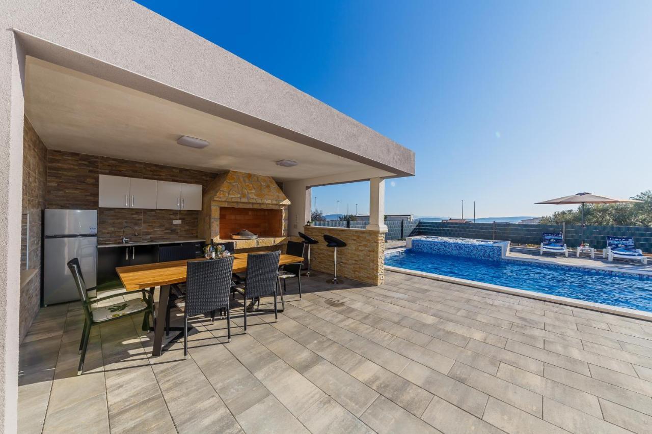 Villa Lamarin Kaštela 外观 照片