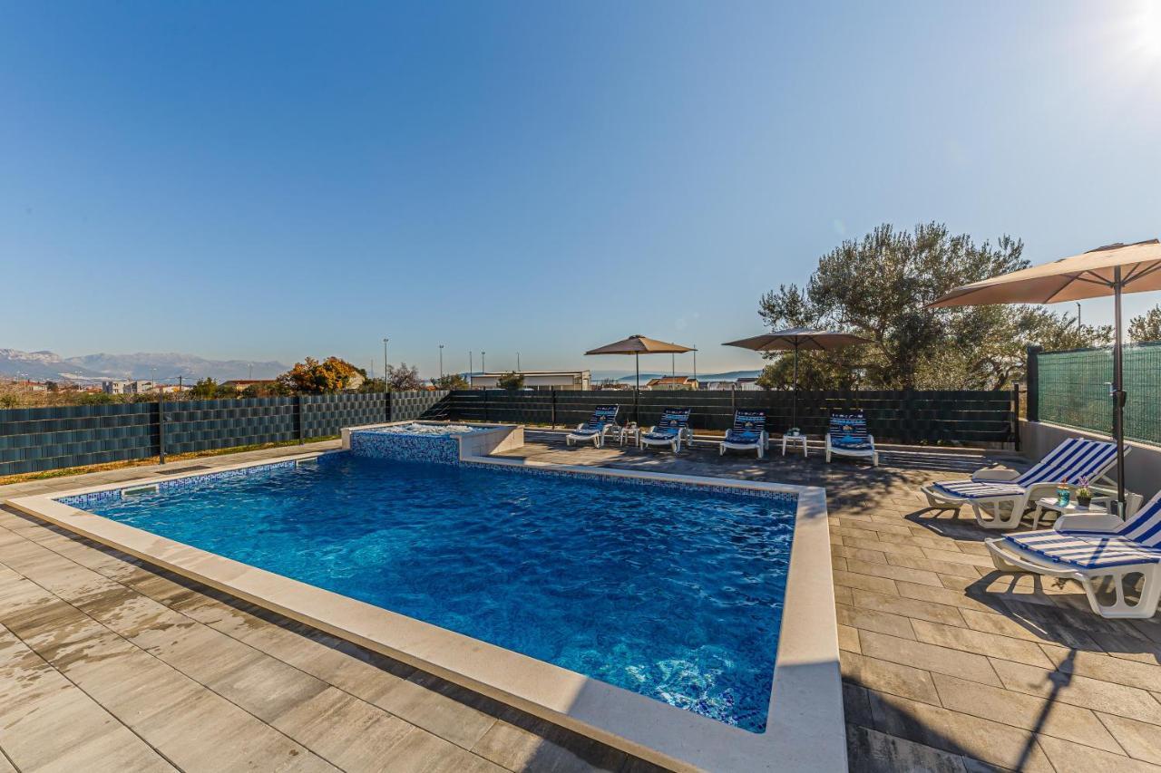 Villa Lamarin Kaštela 外观 照片