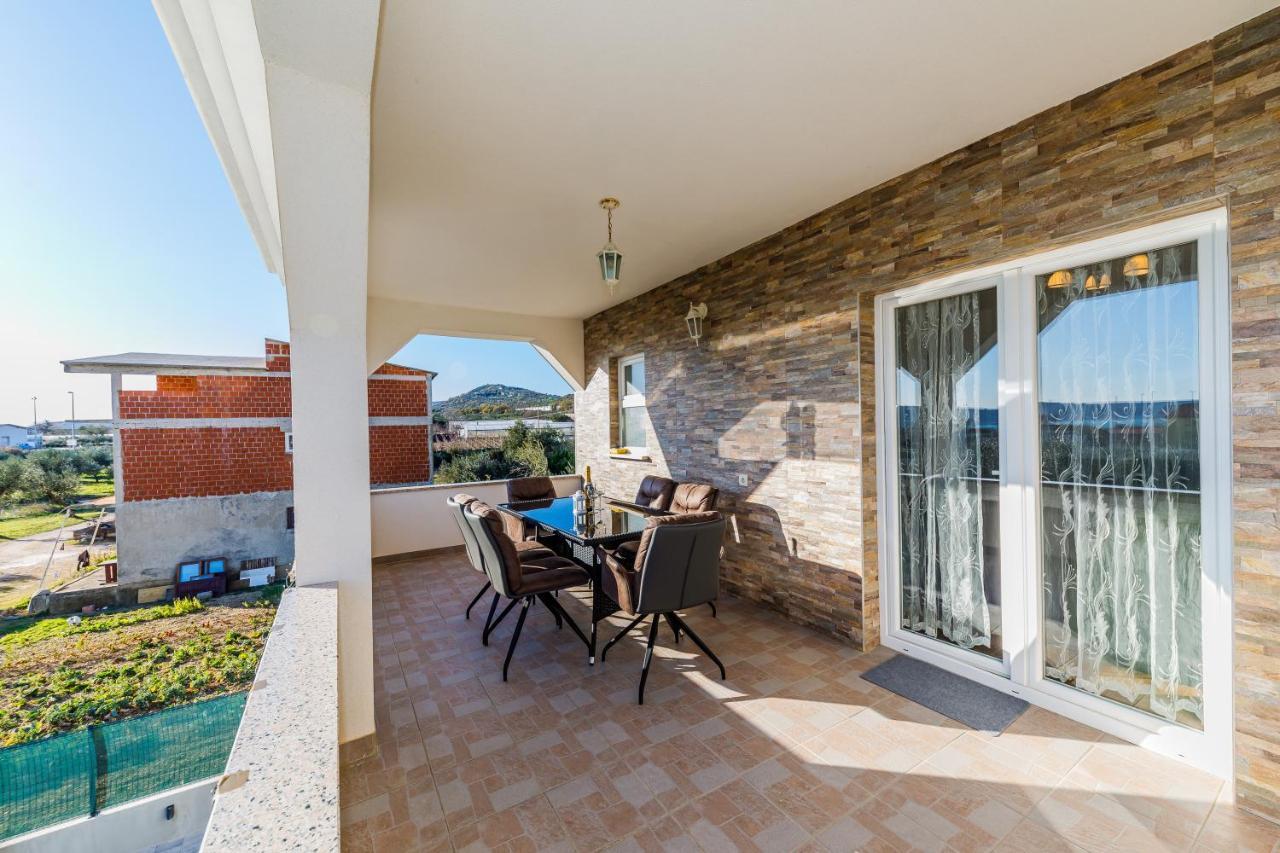 Villa Lamarin Kaštela 外观 照片