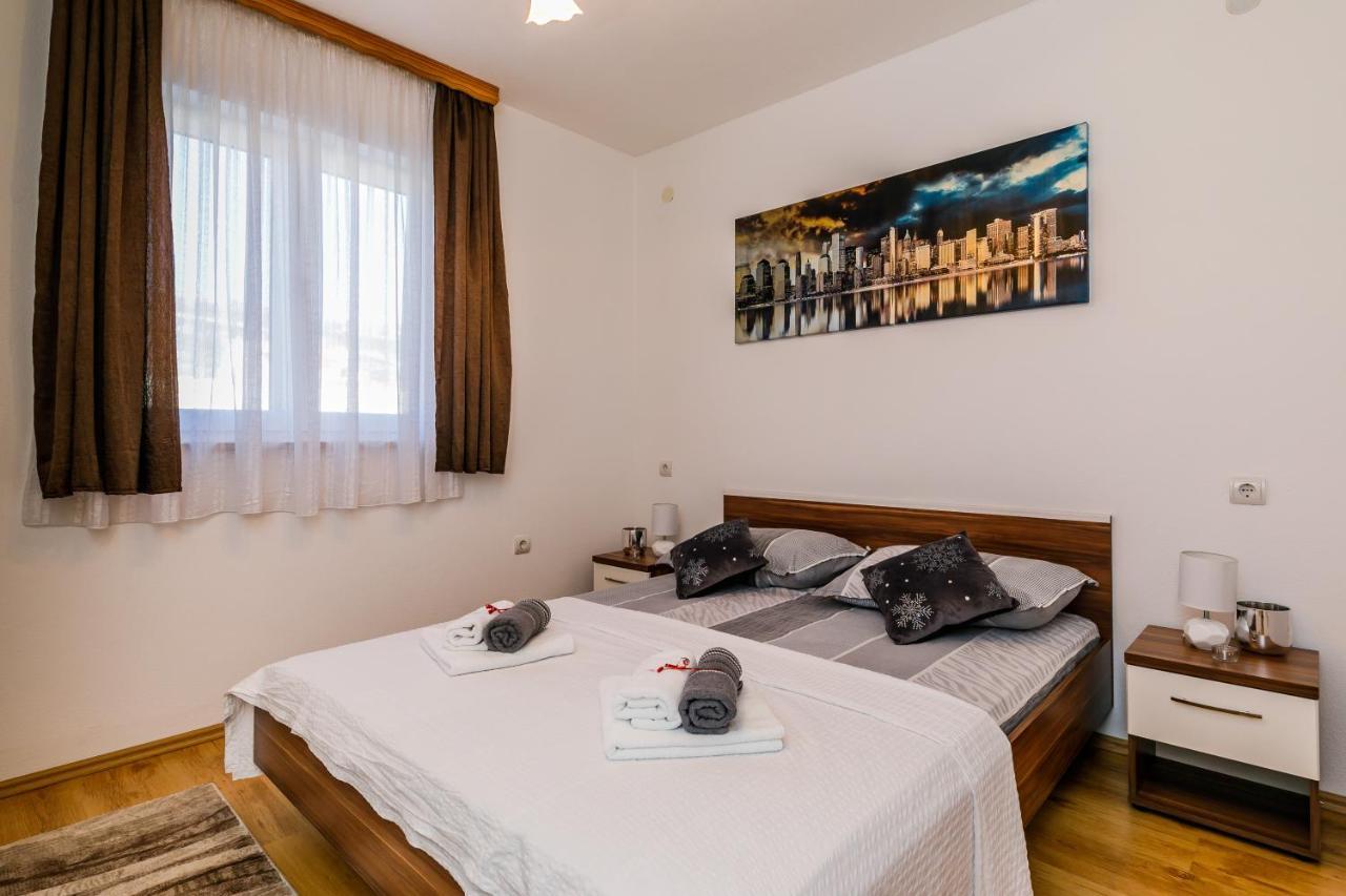 Villa Lamarin Kaštela 外观 照片