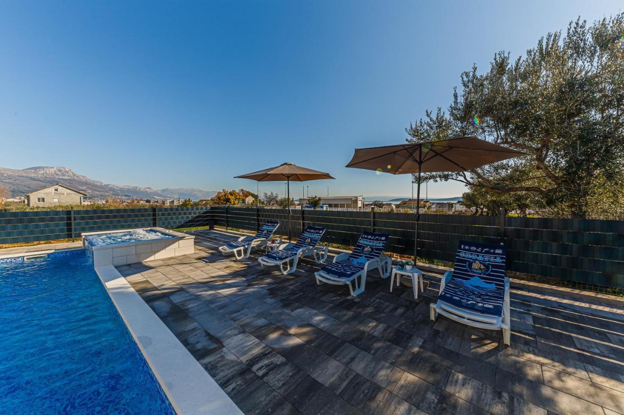 Villa Lamarin Kaštela 外观 照片